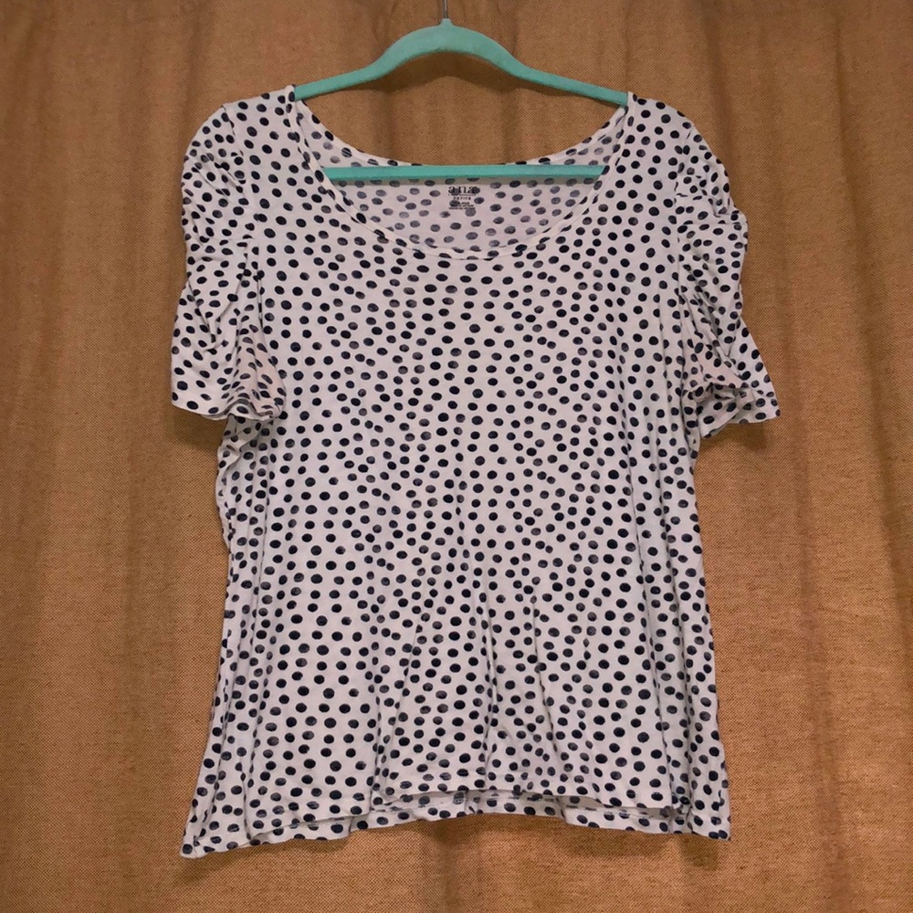 Ana White w/Black Polka Dot T-shirt PXL
